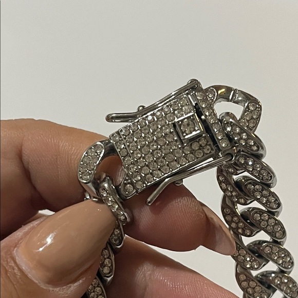 Silver-tone Men’s Chain Bracelet with Rhinestones - Picture 8 of 9